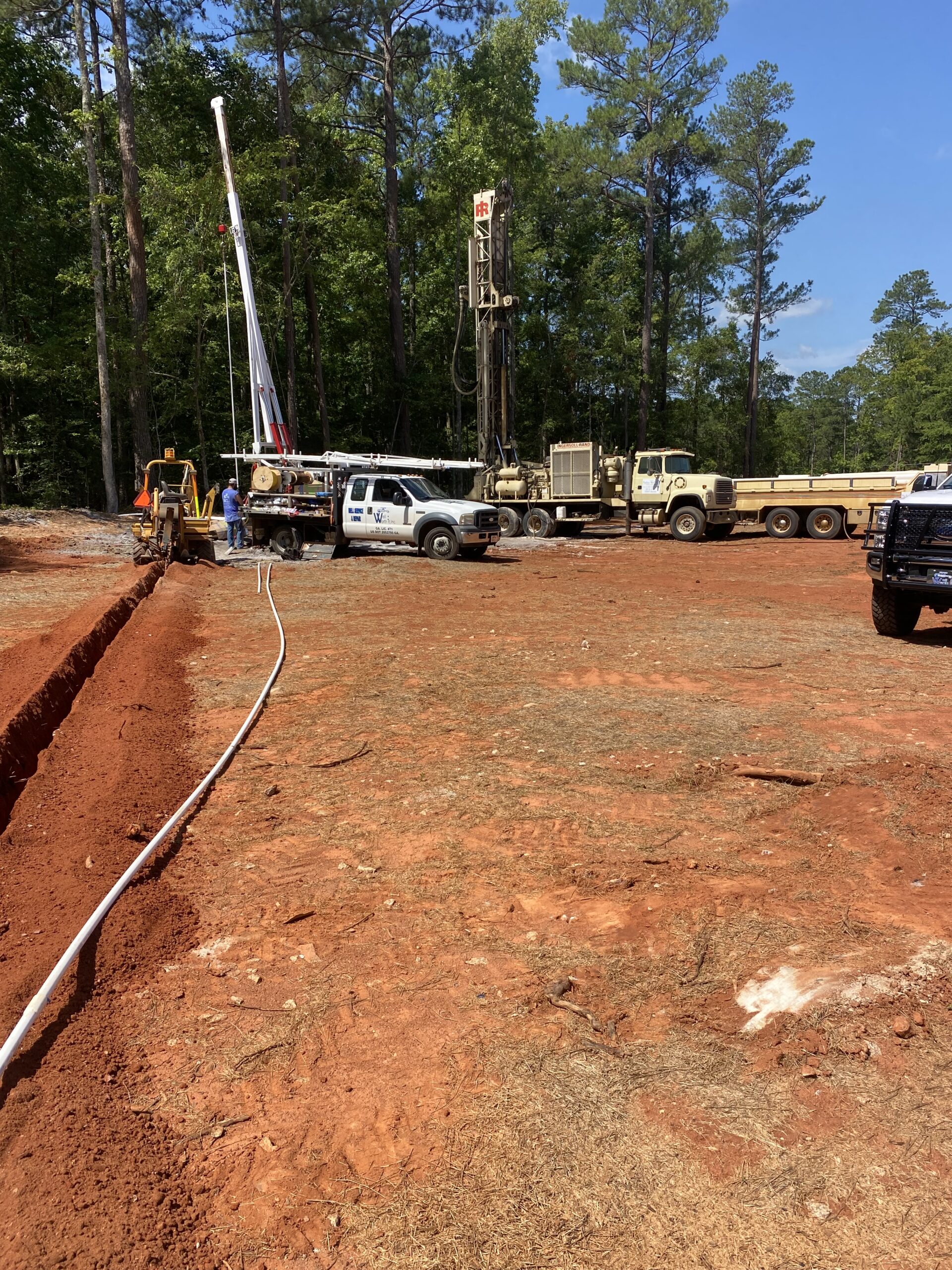 Repair Truck of Well Worth It.Inc. having installation services